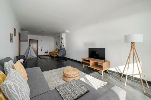 Barbecue And Sunbathing With Sea View, Casa Skyline