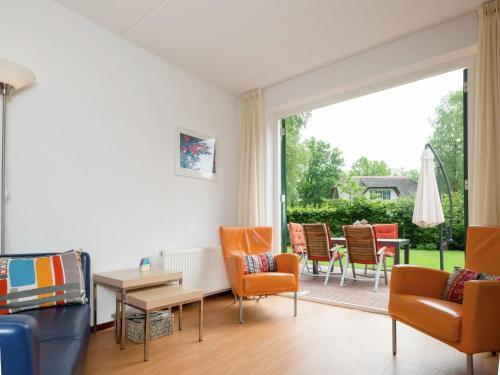 Holiday Home Zonnenberg Heeten