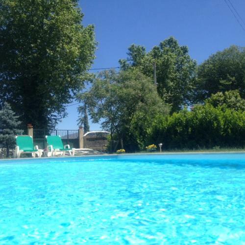 Villa - Garden & Pool