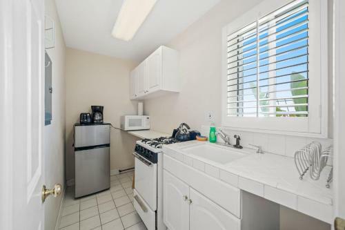 Hollywood Hills Homestay