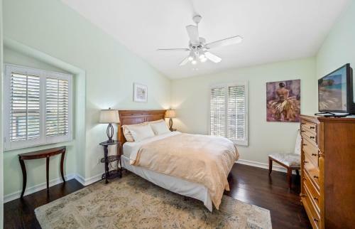 Hollywood Hills Homestay
