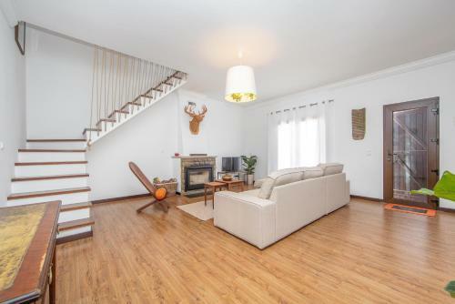 Spacious Beach And Golf Villa