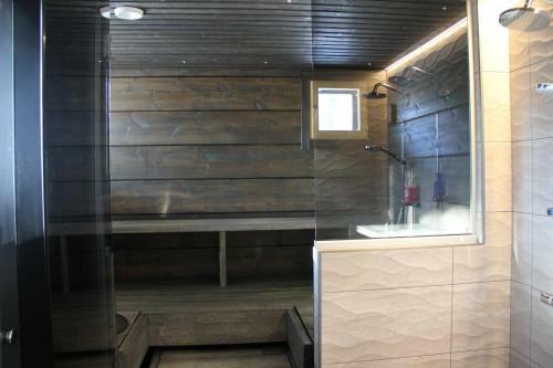 Hotel Saaga 2