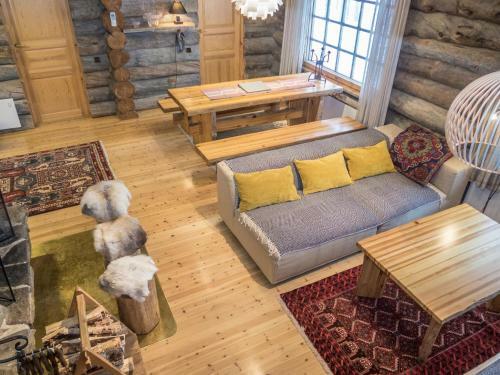 Holiday Home Lomapata