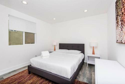 Apartamento Stay Gia Chic Modern 3br Townhome At Miracle Mile B
