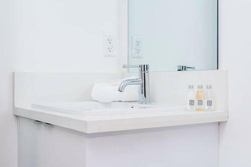 Apartamento Stay Gia Chic Modern 3br Townhome At Miracle Mile B