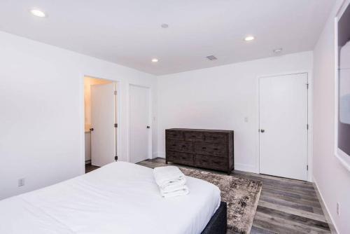 Apartamento Stay Gia Chic Modern 3br Townhome At Miracle Mile B