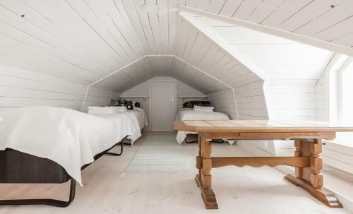 Hostal Pikisaari Guesthouse