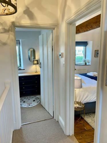 Hebe Cottage