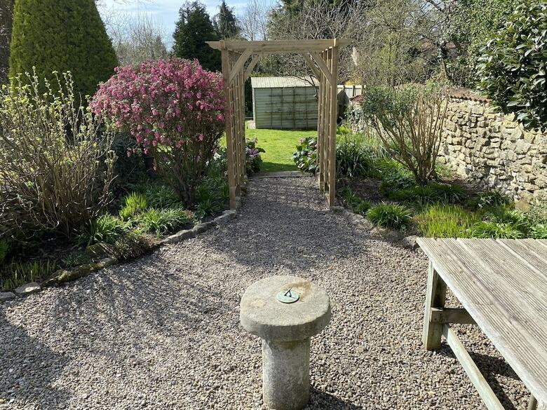 Hostal Plumpton Court