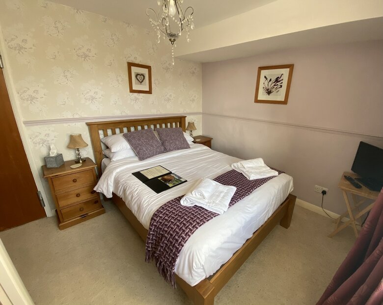 Hostal Plumpton Court