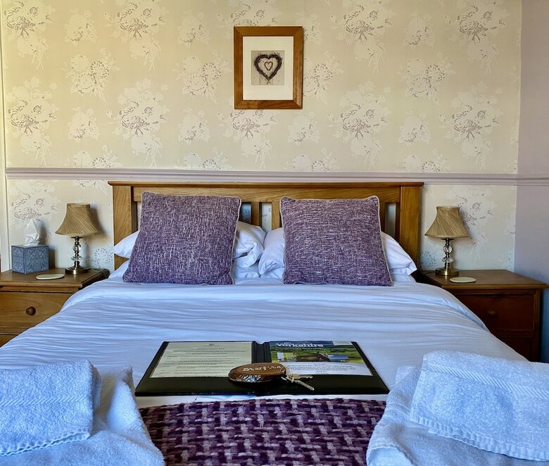 Hostal Plumpton Court