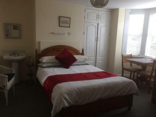 Hostal Bay Lodge