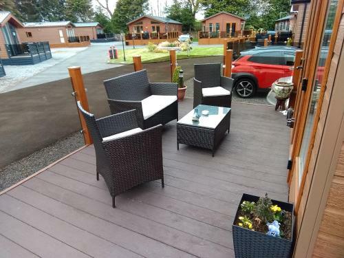 11 Burnside Lodge