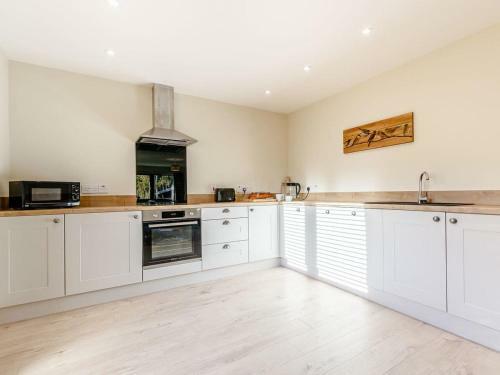 Eagle Cottage - Uk31554