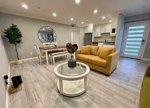 Apartamento Stylish Hollywood Townhouse - Ideal Location