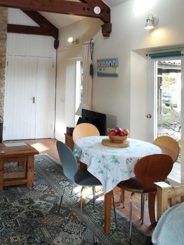 Bed & Breakfast The Old Art Studio - Detached Self-contained Very Large Room