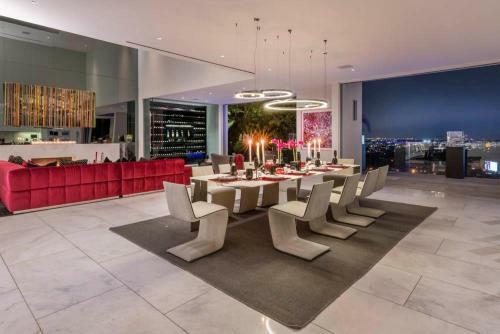 St Ives Modern