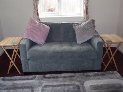 Spacious Detached Property With Ample Parking