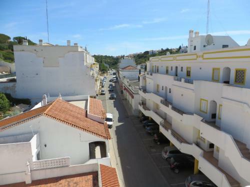 Apartamento Com Piscina Perto Da Praia