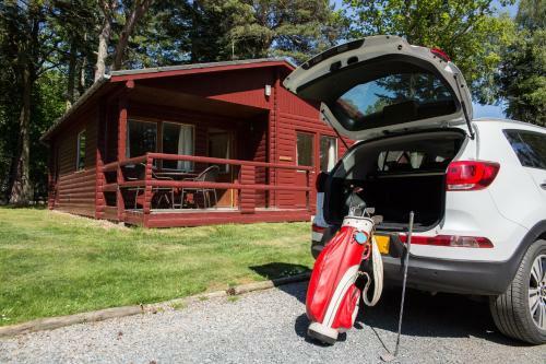 Invercauld Lodges