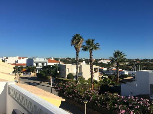 Terra�os De Benagil By Lem�ria