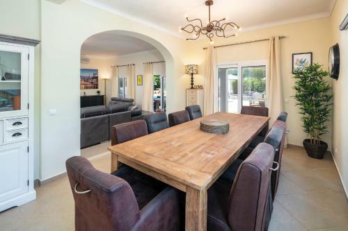 Villa At Walking Distance From Center And Beach!