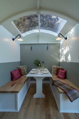 Bannfield Shepherds Hut