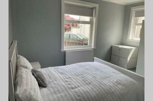 Apartamento Beautiful Two Bedroom Flat By The Loch
