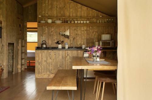 Lodge Tall Trees Glamping