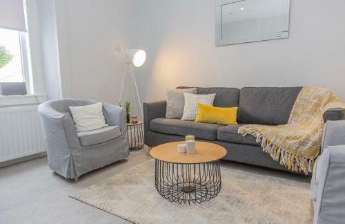 The Mila - Ayr Racecourse - Coorie Doon Apartments