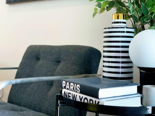 Memorable Renovated 1br Unit By The Pool