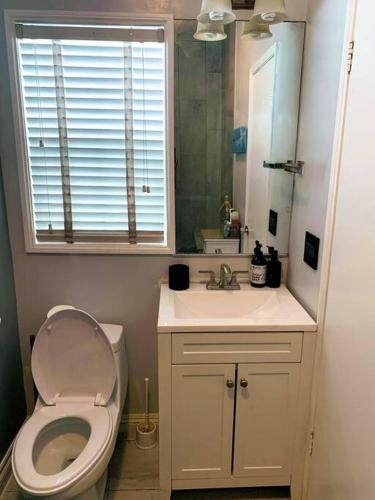 Memorable Renovated 1br Unit By The Pool