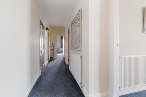 Beautiful 2 3 Bed Apartment With Stunning Views!