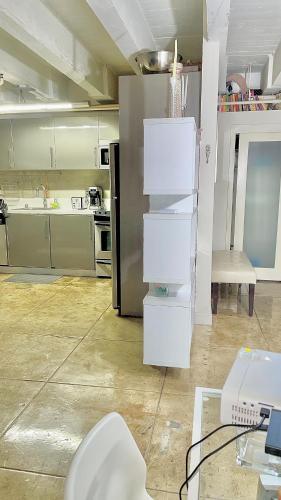 Apartamento Modern Elite Open Style Loft With Rooftop Pool & Jacuzzi