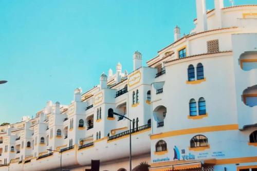 Duplex Apartment - Monte Dourade