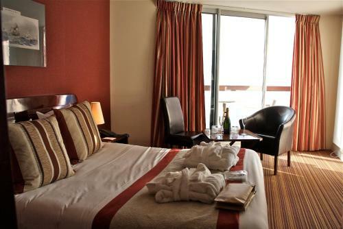 Hotel Les Voiles Sur Le Front De Mer