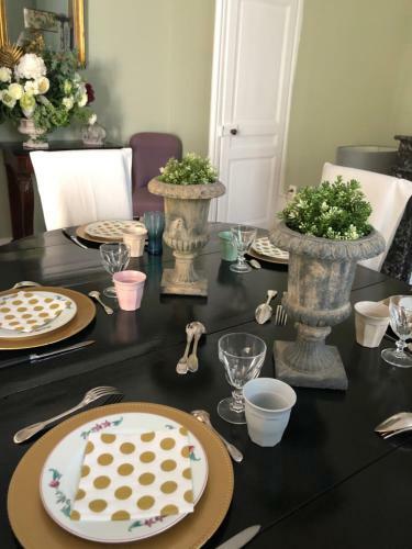 Bed & Breakfast Au 16 Place Saint Louis