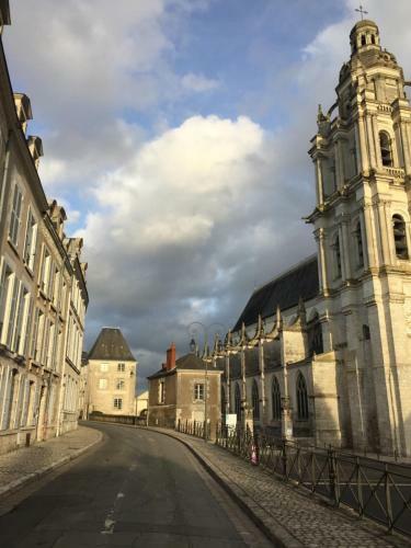 Bed & Breakfast Au 16 Place Saint Louis