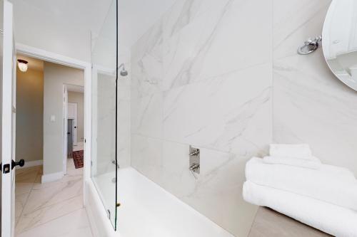 Beverly Hills Central Old World Charm