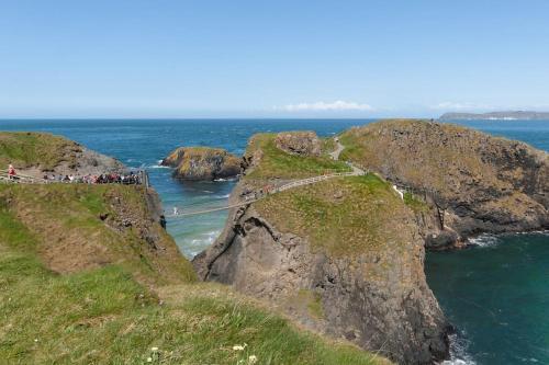 Causeway Coast Beach Front Ballycastle Apartment - 22