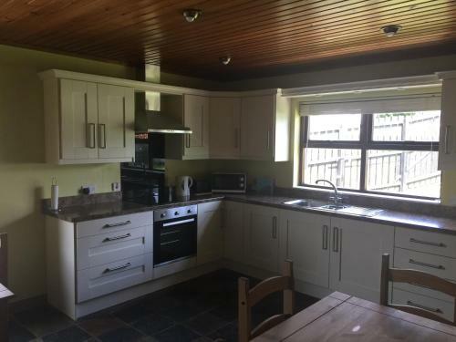 Holiday Home In Ballycastle - F�inne Na Cairde