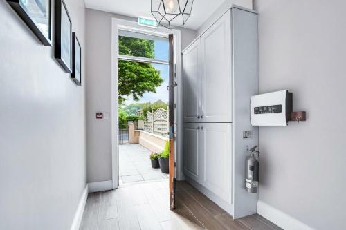 Quay House, North Coast 6 Bedroom Holiday Home