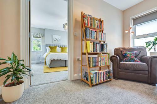Quay House, North Coast 6 Bedroom Holiday Home