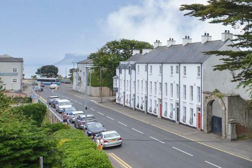 Quay House, North Coast 6 Bedroom Holiday Home