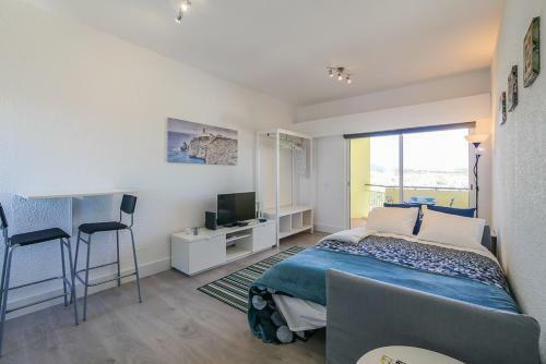 Apartamento Cozy Studio With Balcony And Beautiful View