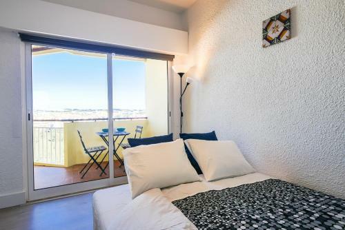 Apartamento Cozy Studio With Balcony And Beautiful View