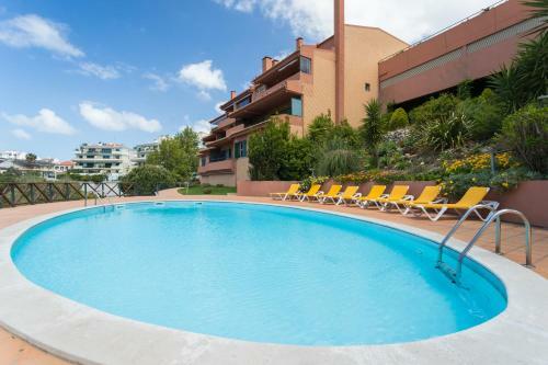 Flh Cascais Balcony Apartment With Pool