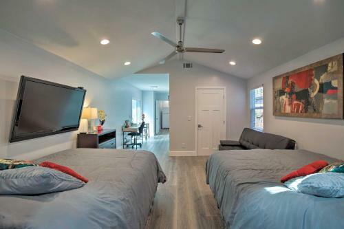 Apartamento Endearing Studio With Deck Less Than 4 Mi To The Beach!