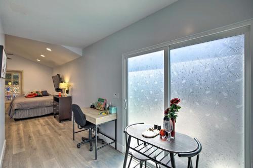 Apartamento Endearing Studio With Deck Less Than 4 Mi To The Beach!